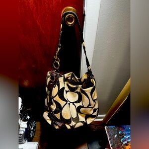 Coach ‘Carly’ large hobo bag brown & beige signature linen print Cs